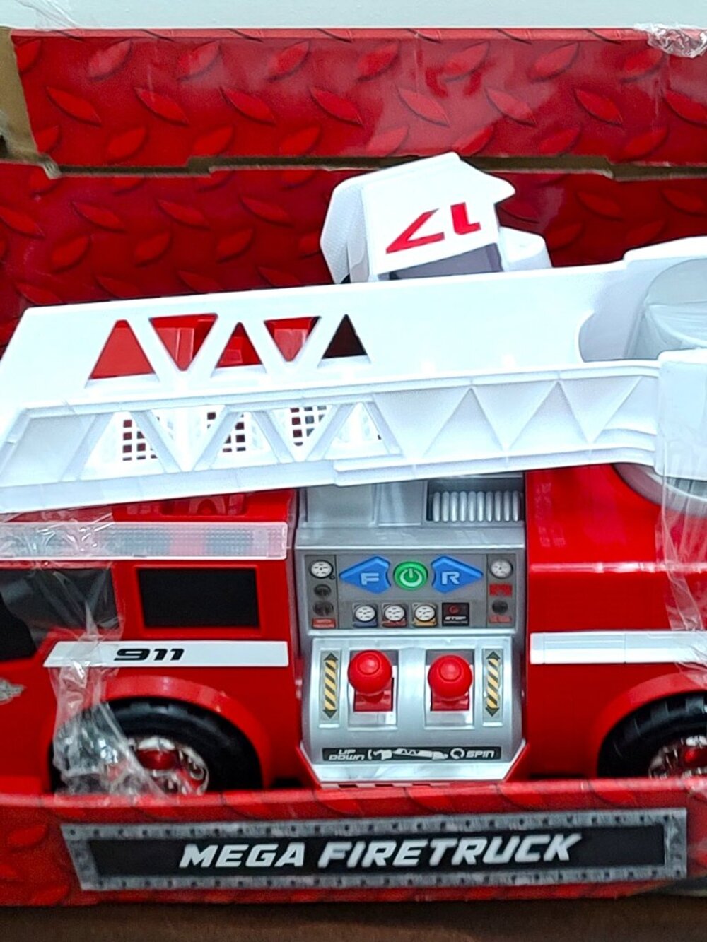 LPN - Maxx Action Fire Truck Toy Vehicle